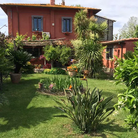 Luxury Garden * فيوميتشينو
