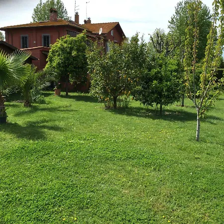 Luxury Garden فيوميتشينو