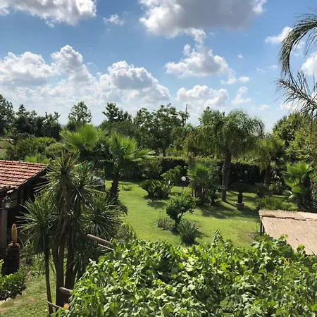 Luxury Garden فيوميتشينو